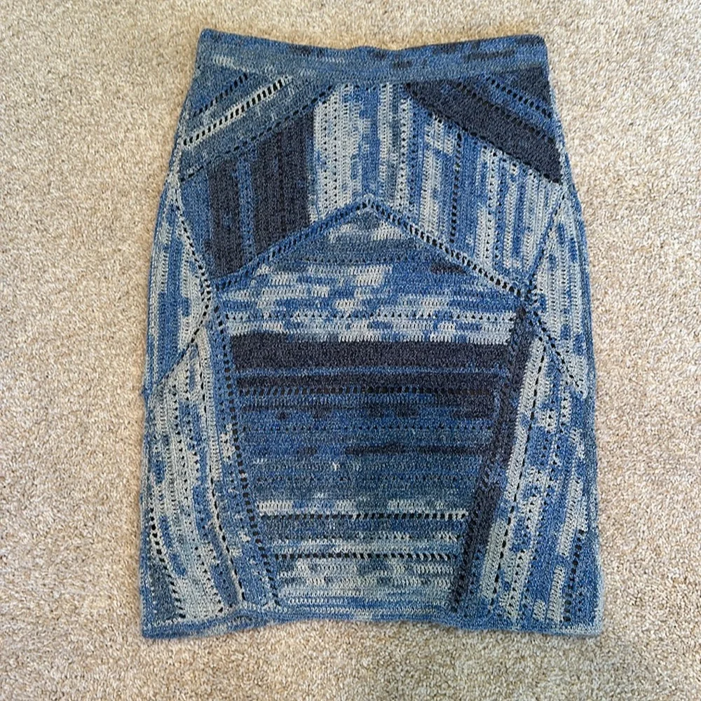 Rag & Bone Jasmin crocheted pencil skirt - Picture 4 of 11